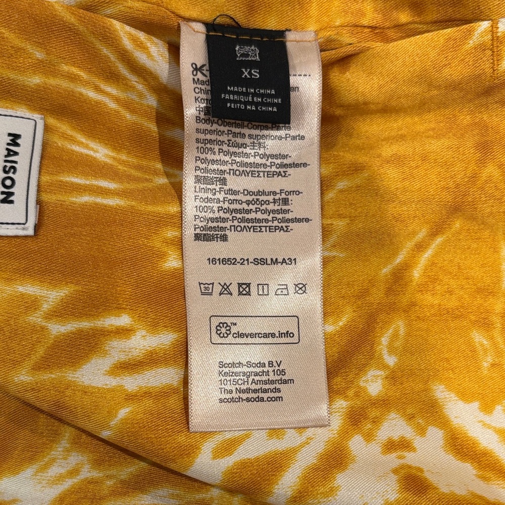 Scotch & Soda Reversible Black and Yellow Bomber Jacket - Picture 11 of 13